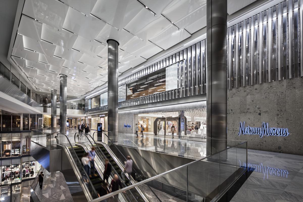 Build Out of a 600,000 SF Luxury Shopping Mall in New York