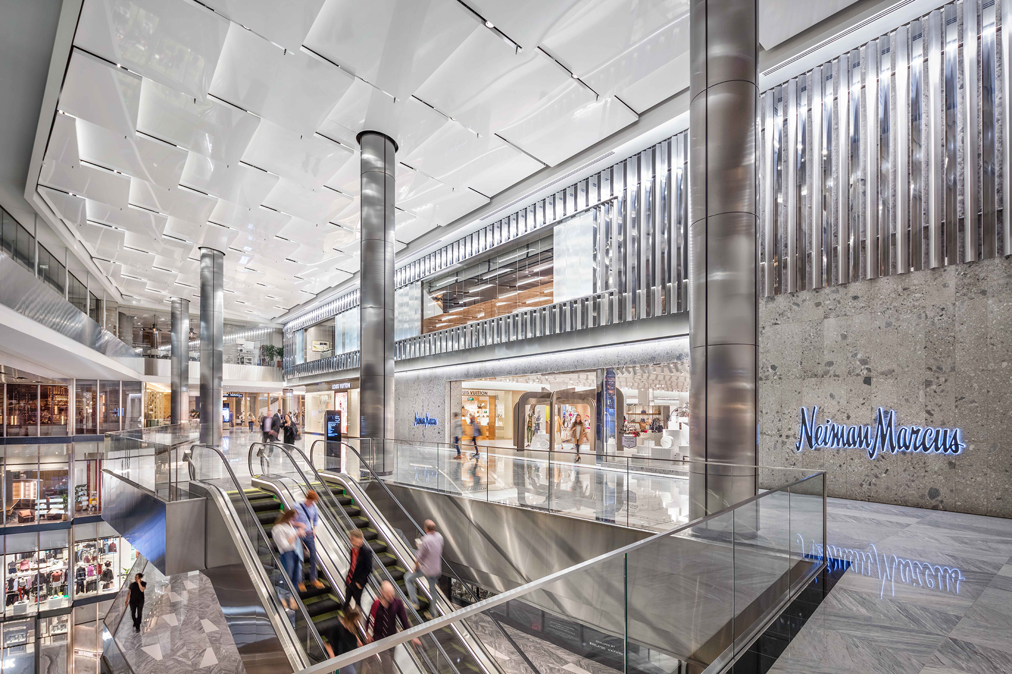 Neiman Marcus to close its Hudson Yards store and three more in Florida and  Washington