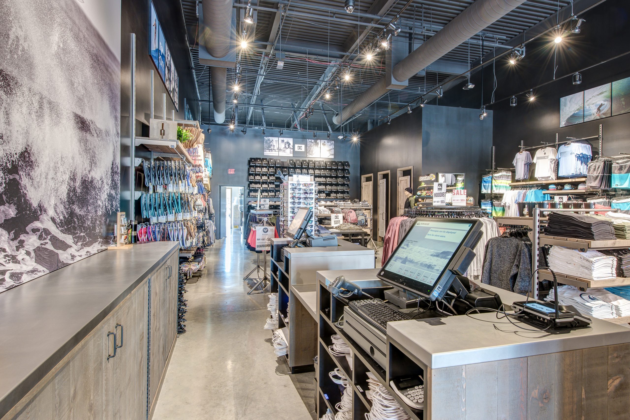 Quiksilver Factory Store Interior Build-out by JRM