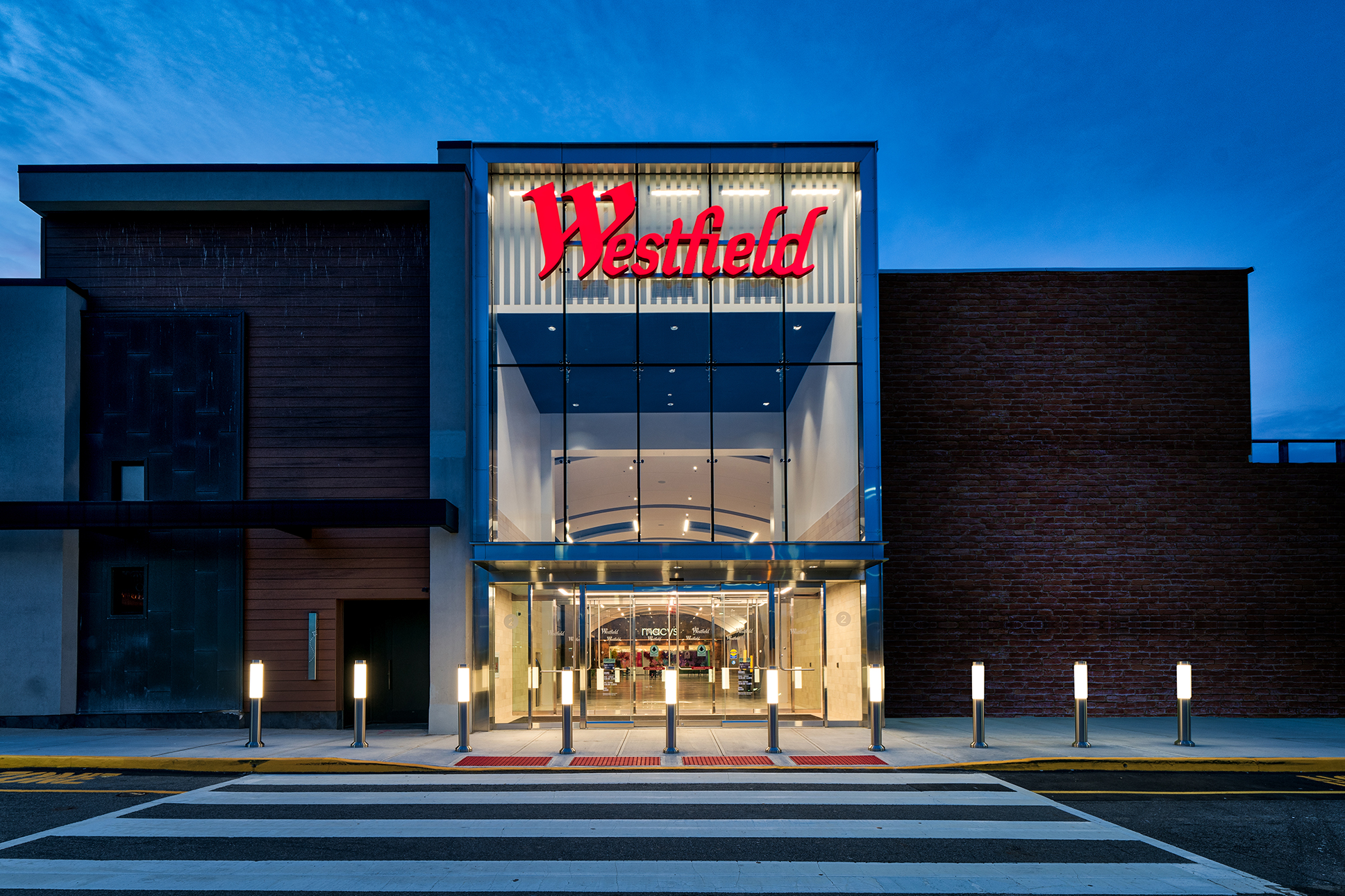 Westfield Garden State Plaza Entrance