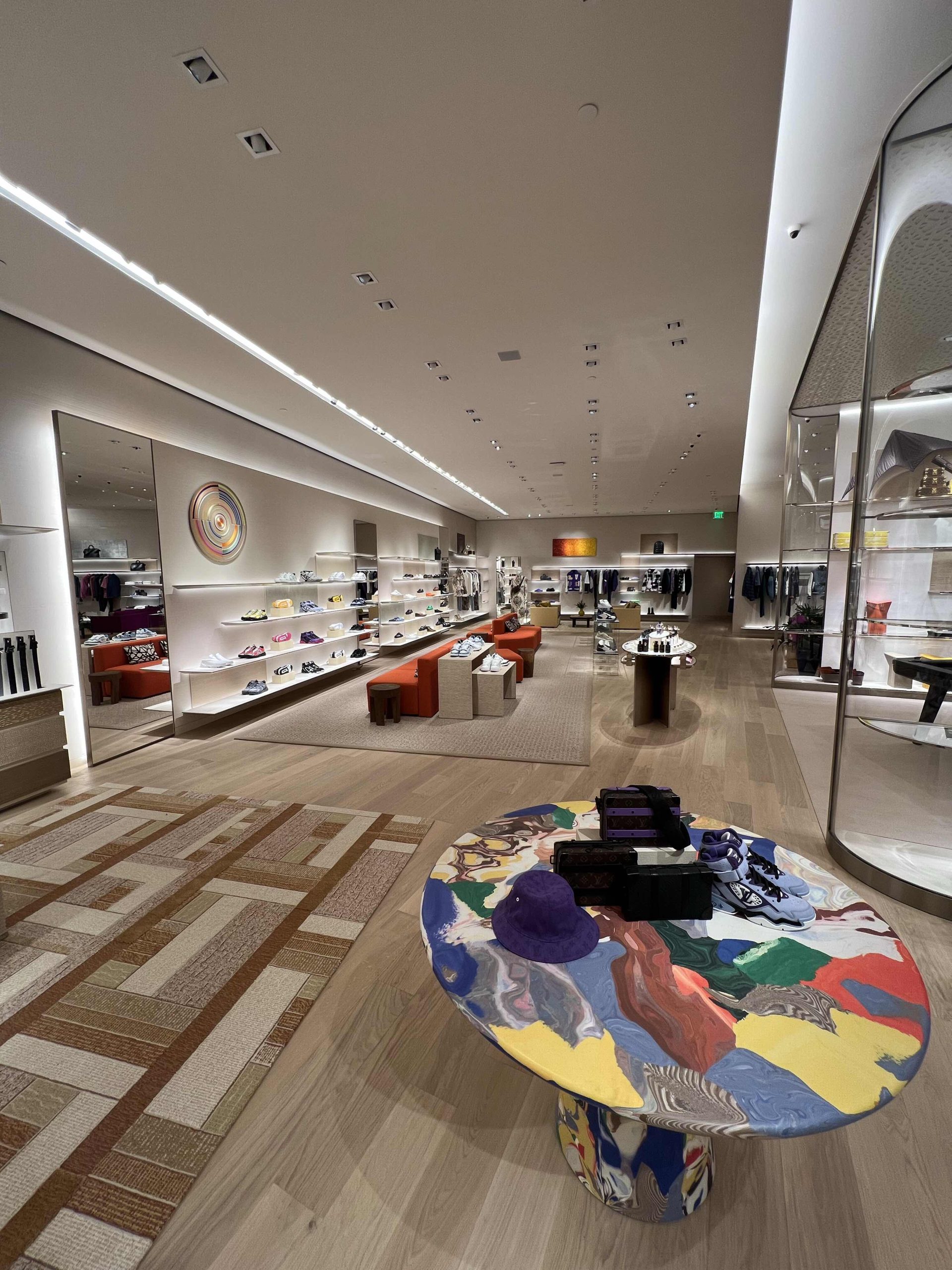 Louis Vuitton Las Vegas Luxury Retail Store Construction Management